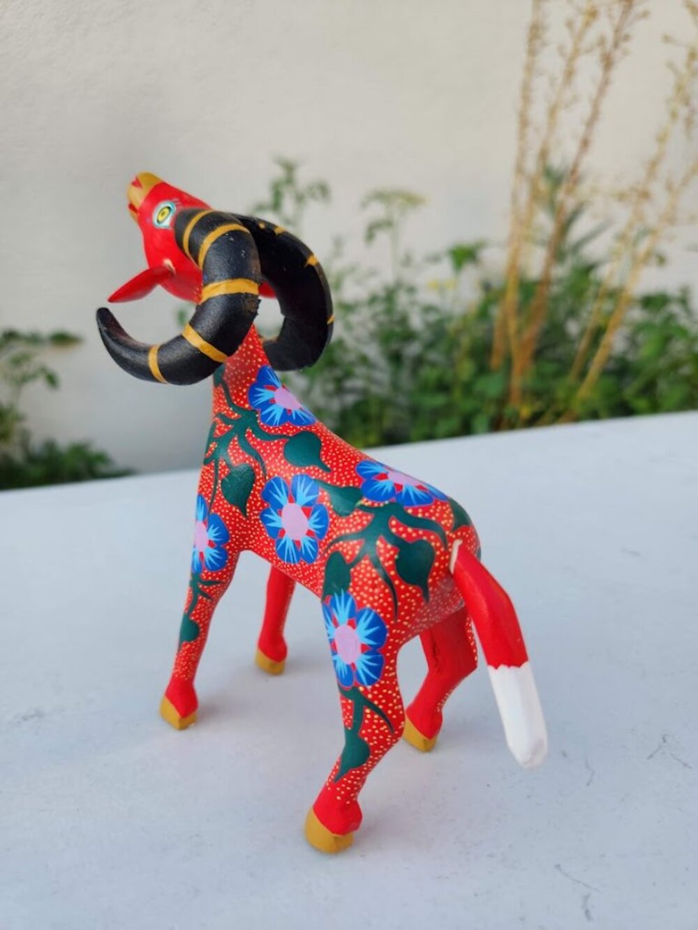 Authentic Oaxacan Alebrije Ram Wood Carving - Hand-Painted Mexican Folk Art 5.5" - Picture 3 of 11